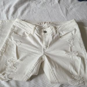 White Capri Jeans